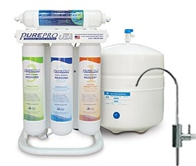 PurePro ERS105P RO víztisztító nyomásfokozóval, moder dizájn csappal (FC101). QUICK CHANGE (QC) csatlakozós, kompakt szűrők 2,5" RS-SZETT, membrán: TLC50